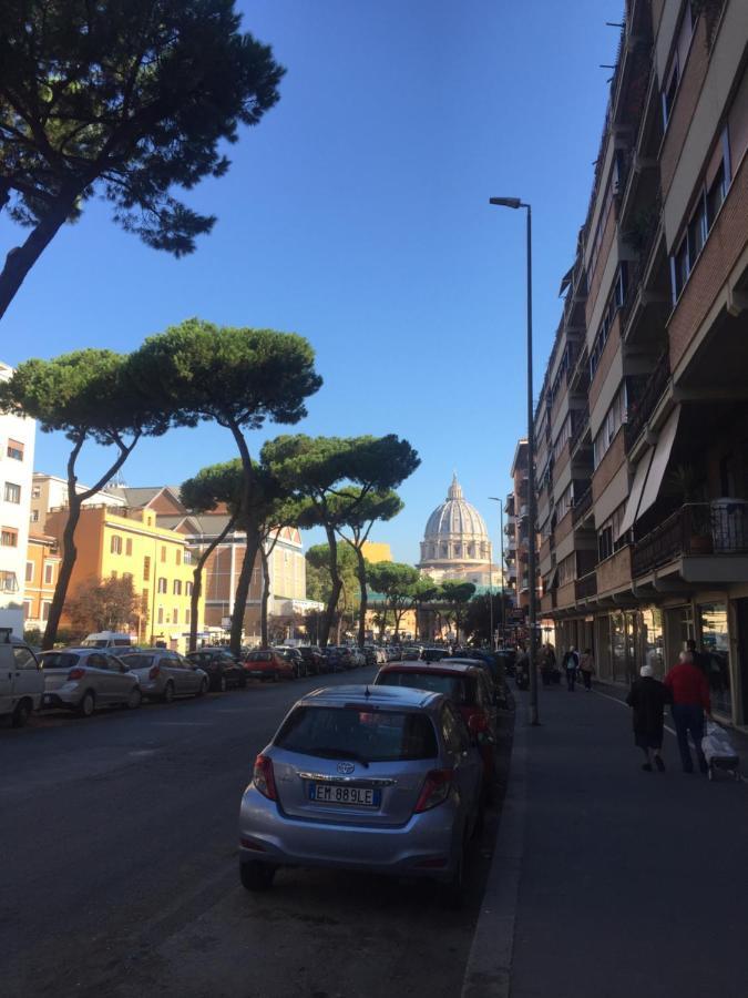 Alloggio Turistico Roberta San Pietro Rome Extérieur photo