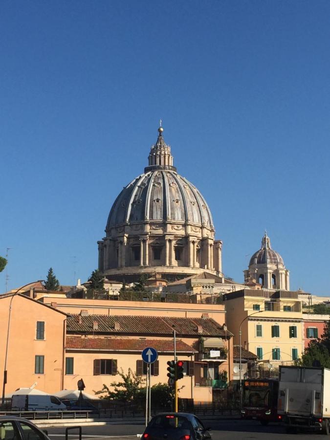 Alloggio Turistico Roberta San Pietro Rome Extérieur photo